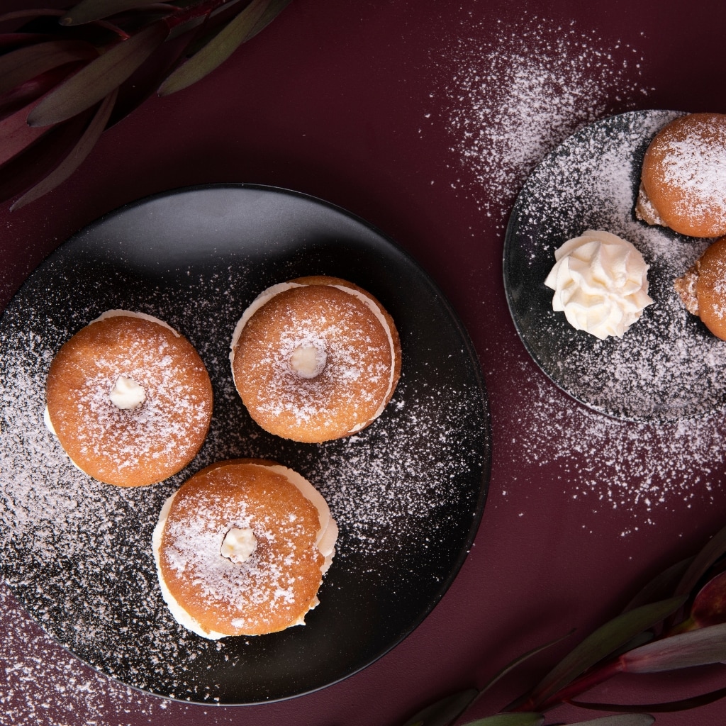 Mini doughnuts med mandelkrem Mini doughnuts med mandelkrem